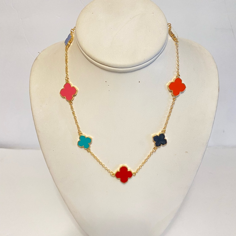 MULTICOLOR CLOVER NECKLACE - Picture 6 of 8